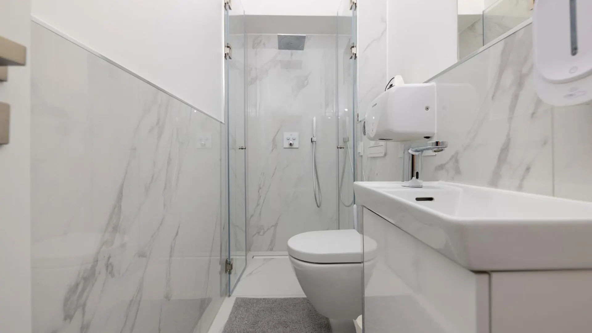 Time4Staying 3 Sz Maisonette Nahe Kudamm, Icc & Zoo Berlin Apartment
